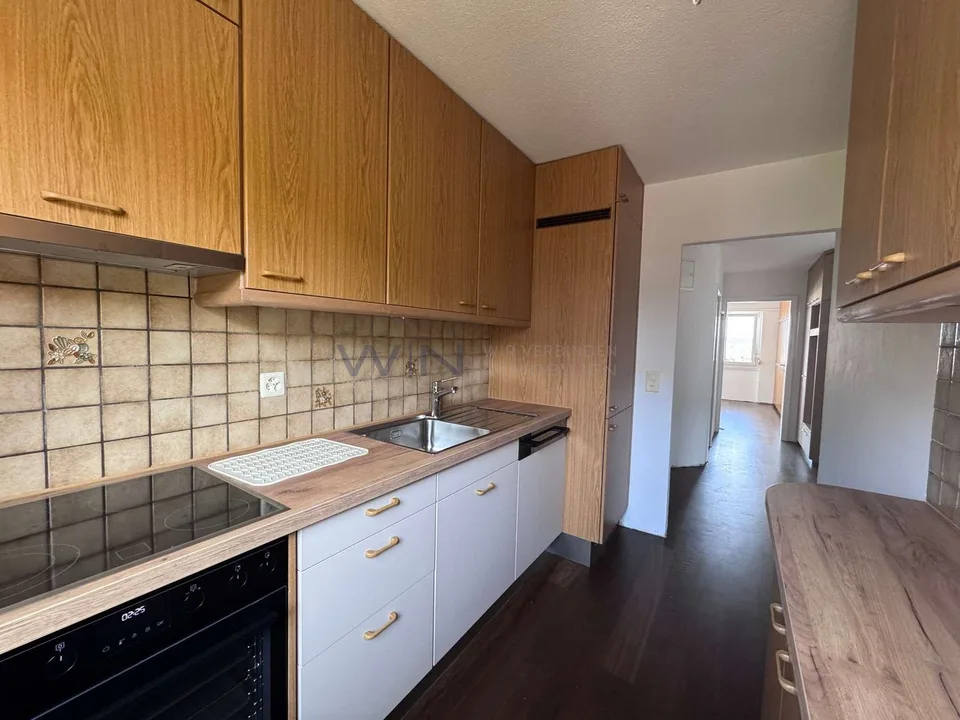 Lakeview apartment including 45 m² multi-functional storage