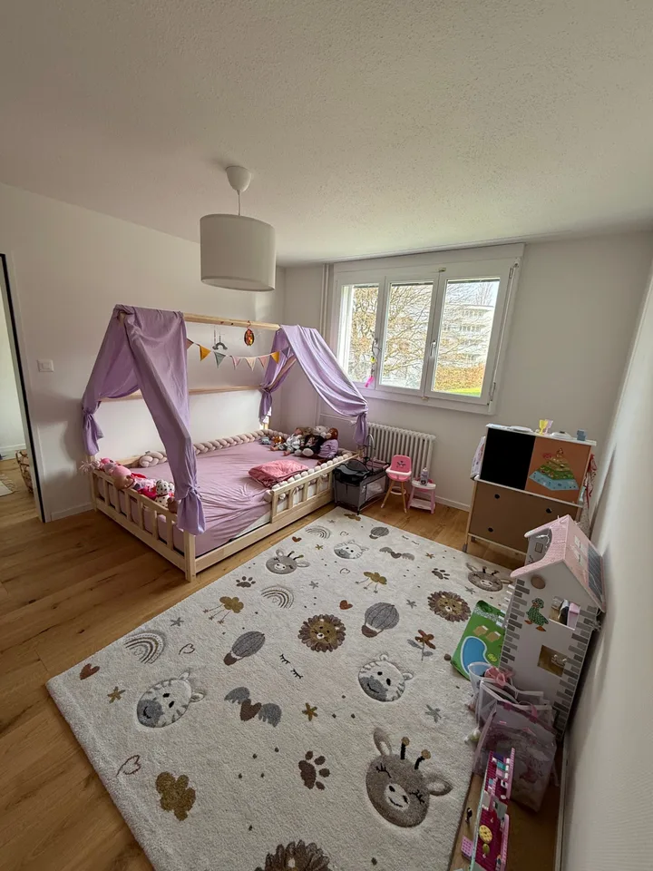 Appartement 4,5 pièces au 2e étage supérieur dans un beau lieu en pente à Rorschach