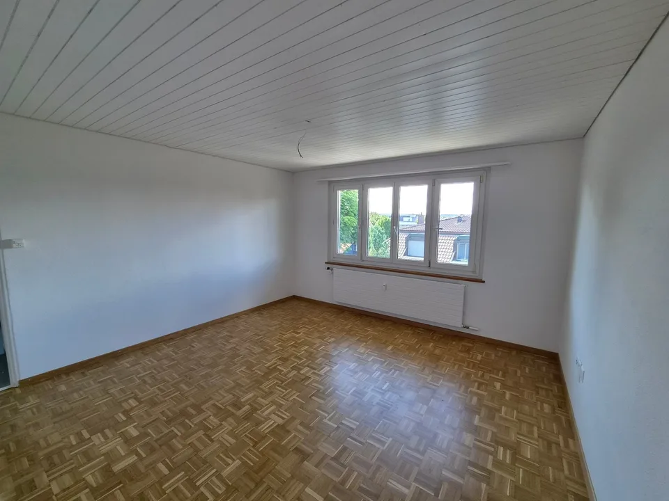Frisch sanierte 1.5-Zimmer-Wohnung an zentraler Lage in Schönbühl