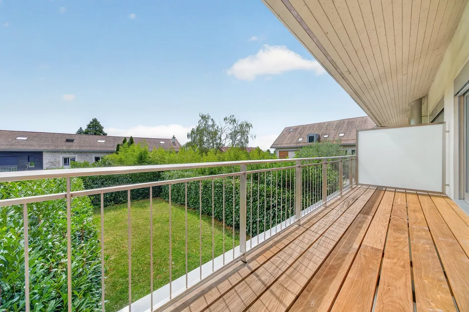 Magnifique townhouse entièrement rénovée au coeur d'une environnement verdoyant