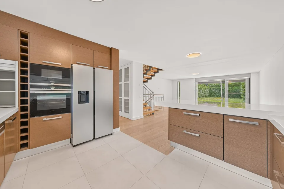 Magnifique townhouse entièrement rénovée au coeur d'une environnement verdoyant