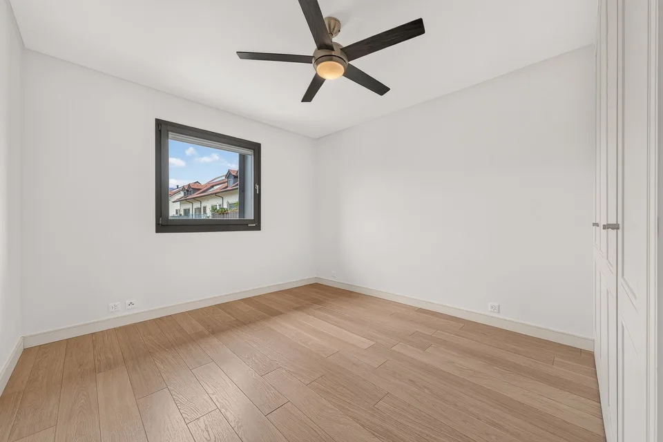 Magnifique townhouse entièrement rénovée au coeur d'une environnement verdoyant