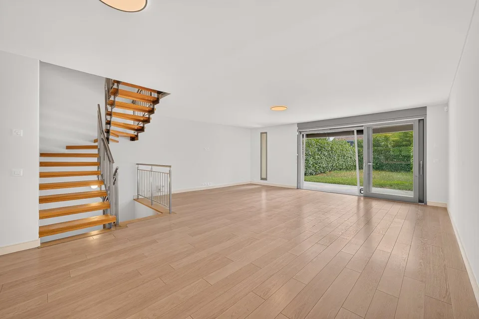 Magnifique townhouse entièrement rénovée au coeur d'une environnement verdoyant