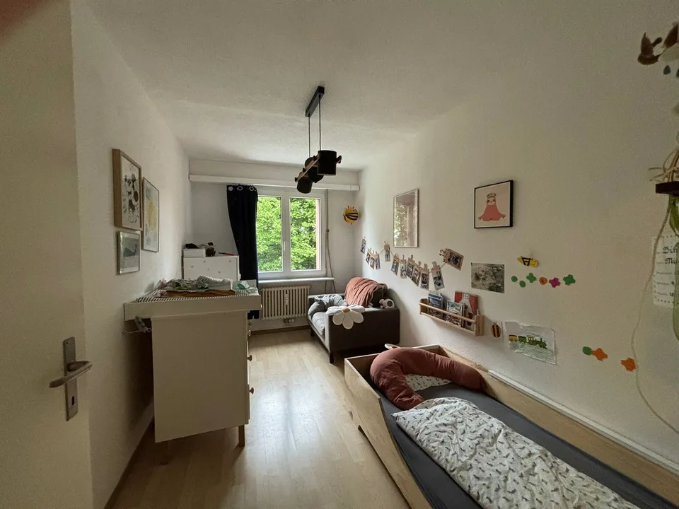 Bello e spazioso appartamento di 3,5 locali a Binningen – disponibile per affitto dal 1 agosto