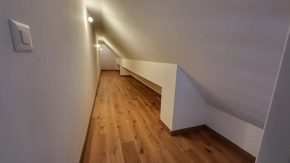 Crêt-de-l'Eau 13, Couvet - Appartement de 2,5 pièces au 2ème étage