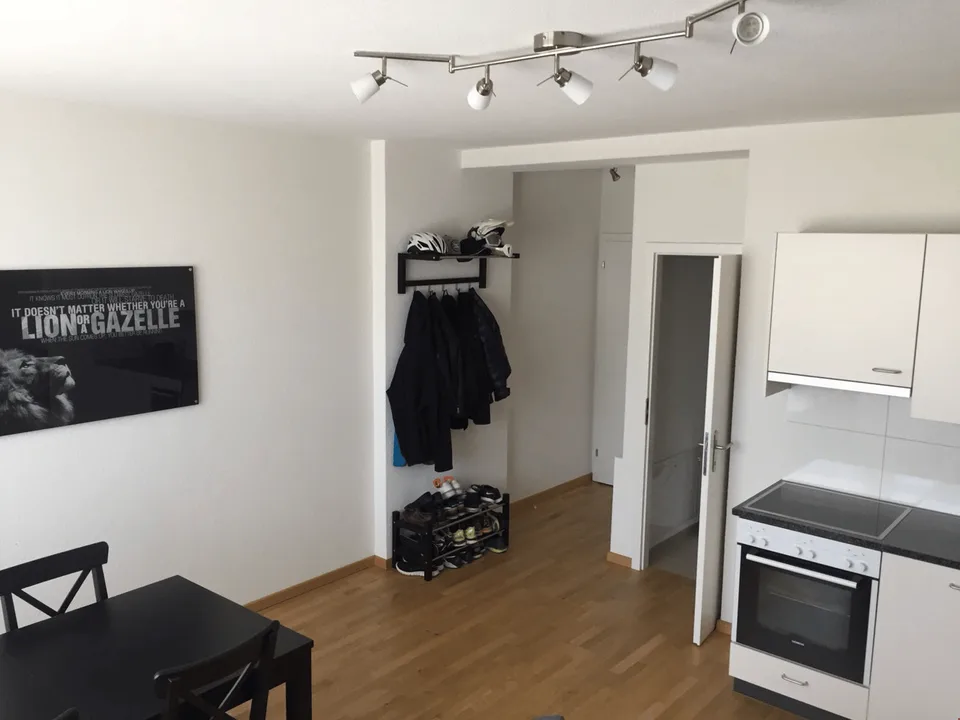 Available from 1.10. - Loft-style near Old Town - cute 2.5-room apartment with balcony
