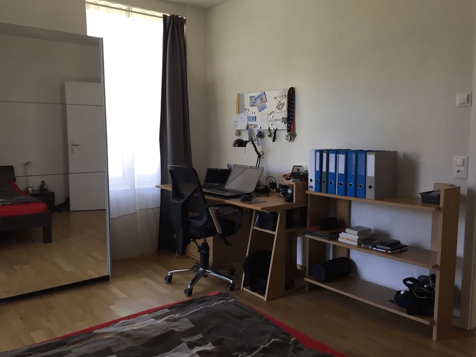 Available from 1.10. - Loft-style near Old Town - cute 2.5-room apartment with balcony