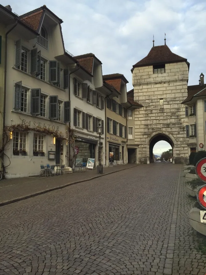 Available from 1.10. - Loft-style near Old Town - cute 2.5-room apartment with balcony