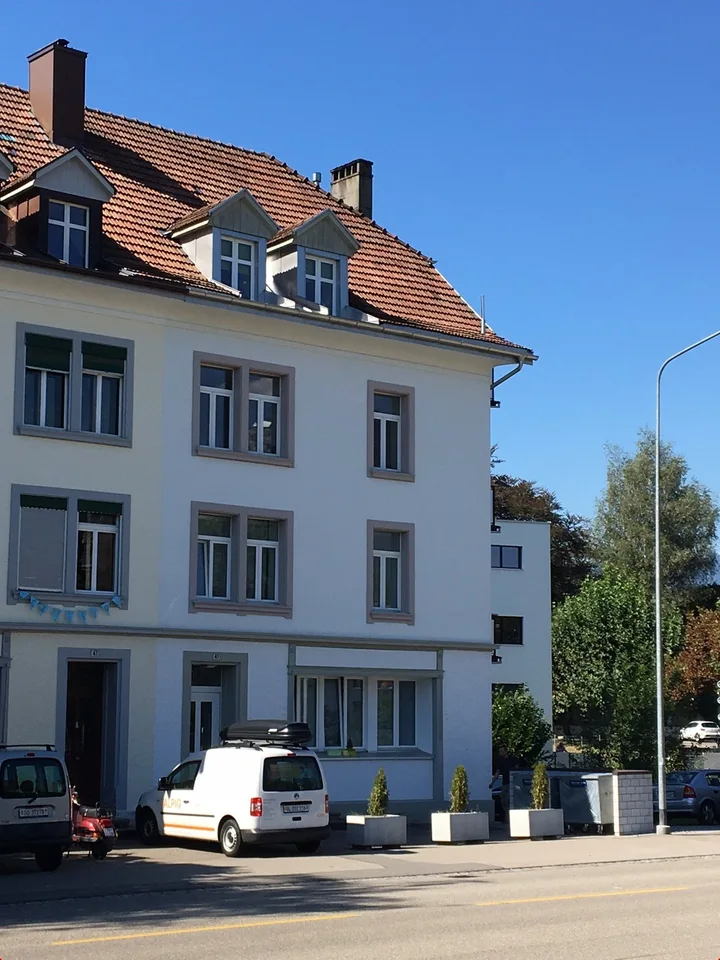Available from 1.10. - Loft-style near Old Town - cute 2.5-room apartment with balcony