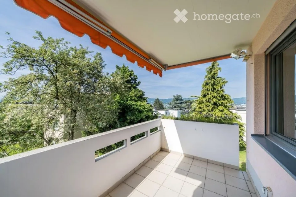 Charming 3.5-room apartment in a quiet location in Küsnacht