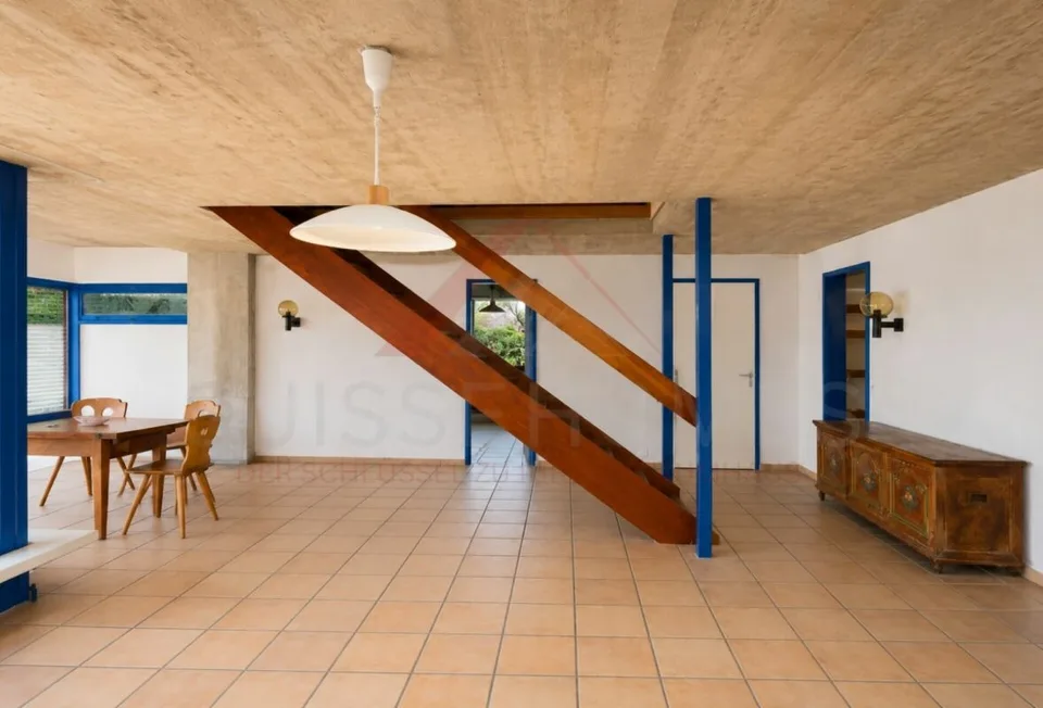 Exklusives Einfamilienhaus mit Pool, Sauna, Seesicht und 1'443 m² Grundstück in Gerolfingen