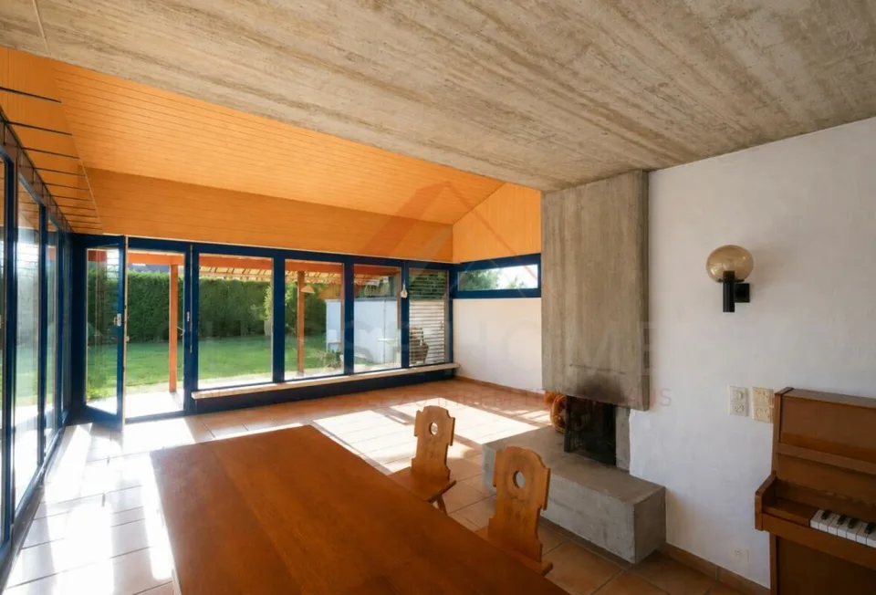 Exklusives Einfamilienhaus mit Pool, Sauna, Seesicht und 1'443 m² Grundstück in Gerolfingen