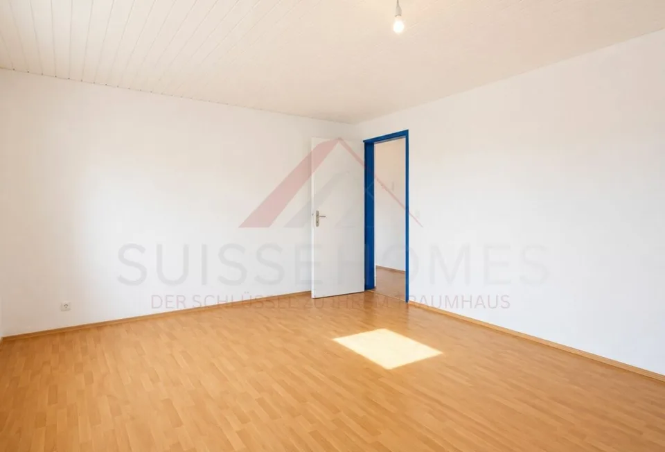 Exklusives Einfamilienhaus mit Pool, Sauna, Seesicht und 1'443 m² Grundstück in Gerolfingen