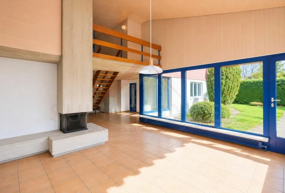 Exklusives Einfamilienhaus mit Pool, Sauna, Seesicht und 1'443 m² Grundstück in Gerolfingen