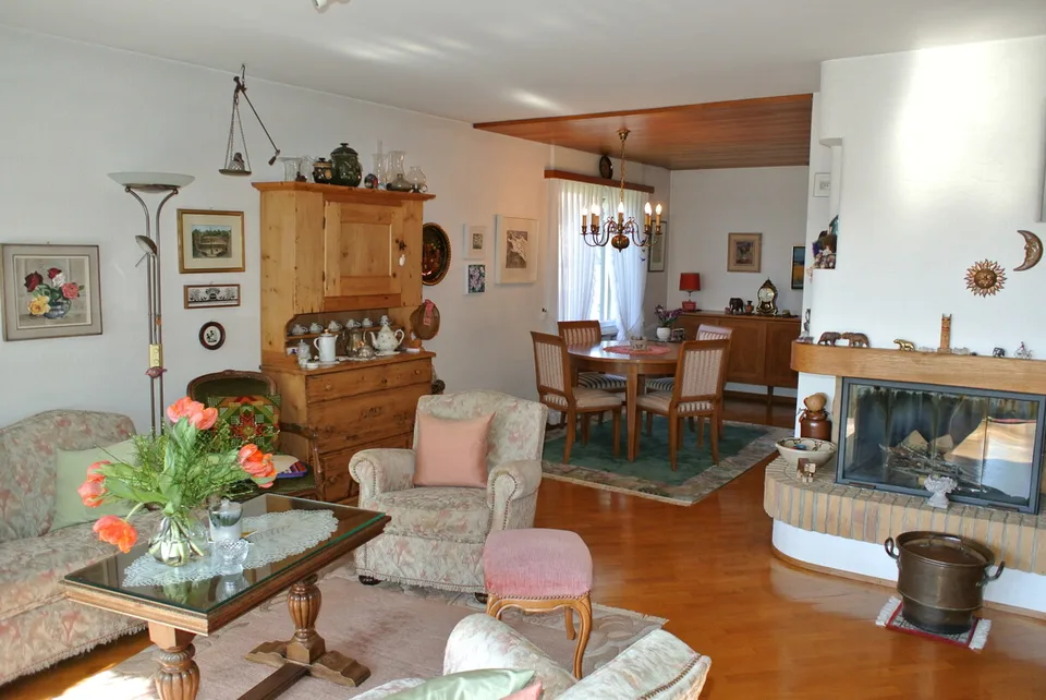 A Home to Feel Good In - Charming House with Idyllic Garden