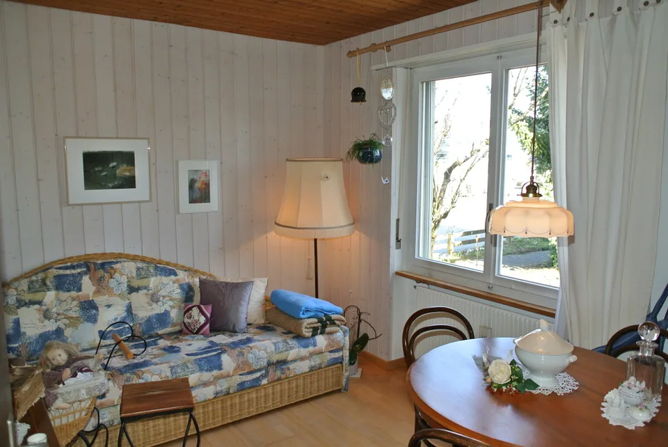 A Home to Feel Good In - Charming House with Idyllic Garden