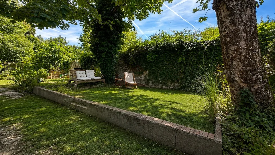 Charmantes 3,5-Zimmer-Dachwohnung in einer einzigartigen Residenz