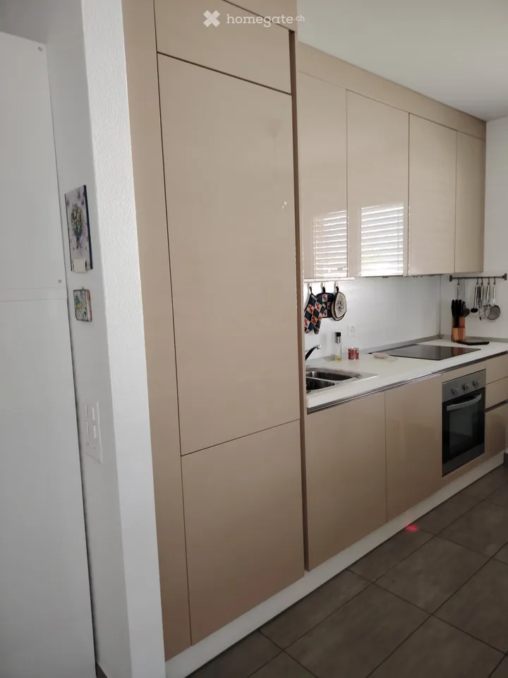 Moderne 4,5-Zimmer-Wohnung mit Möbeln - Mendrisio