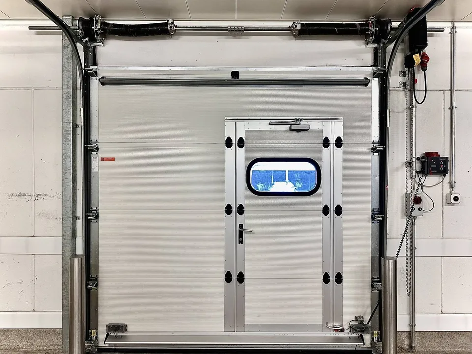 Flexibles Lager, ab 100 m2 zu vermieten in Martigny