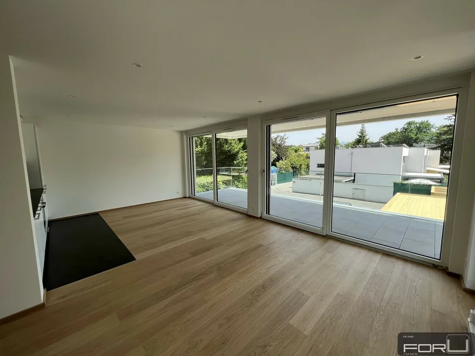 Molto bello appartamento di 4 locali moderno con terrazza a Cologny