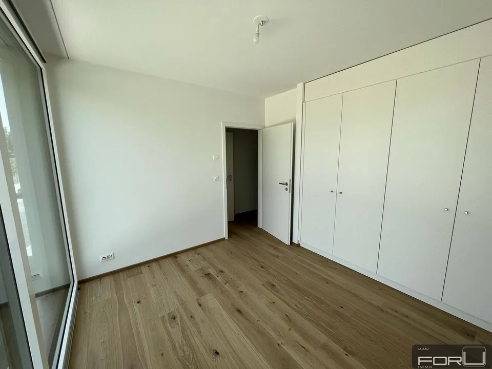 Molto bello appartamento di 4 locali moderno con terrazza a Cologny