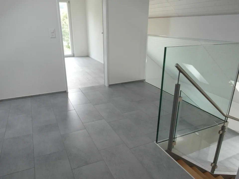 Attraktive 4.5 Zimmer-Maisonettewohnung im Hirschthal
