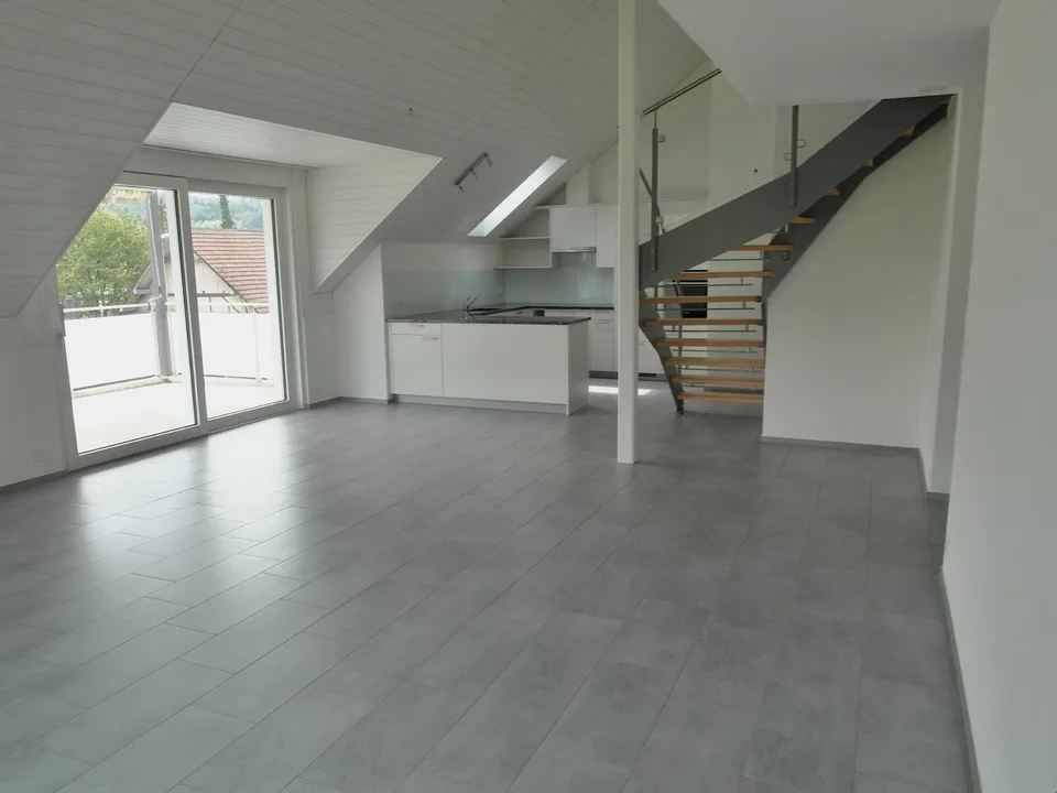 Attraktive 4.5 Zimmer-Maisonettewohnung im Hirschthal