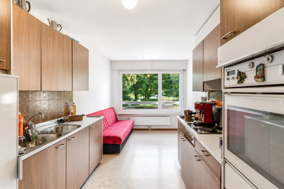 A bright apartment offering great potential