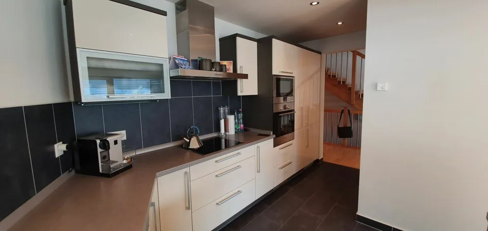 Beautiful architect's house for sale in Châtel-St-Denis with panoramic view