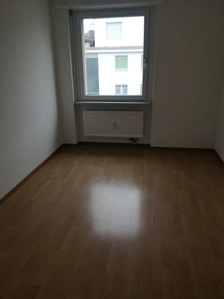 Joli appartement 4 1/2 pièces, près de St-Gallen