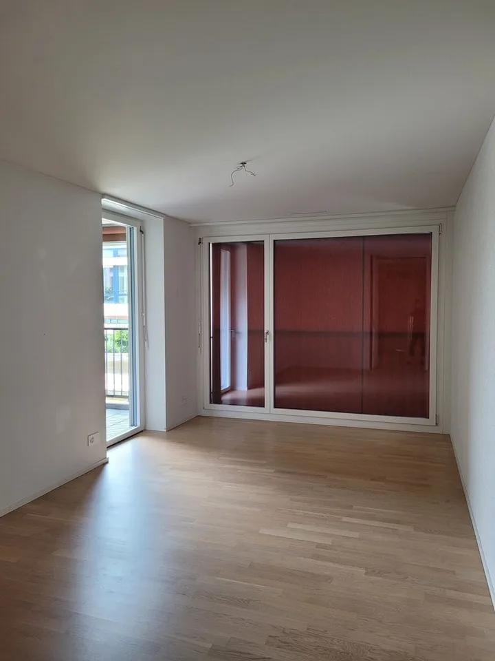Appartamento attraente di 2,5 locali nel centro di Pfäffikon ZH