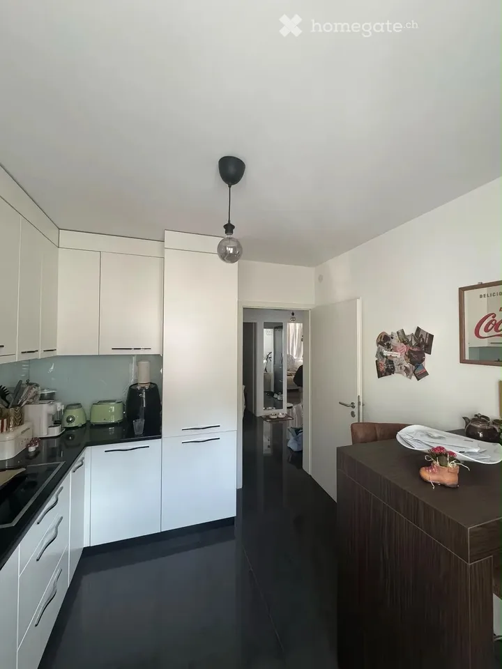 Appartement confortable 3 pièces avec balcon et belle vue à Liestal