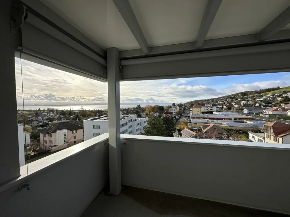 Beautiful 3.5-room apartment with spacious balcony!