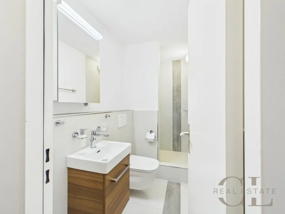 Attractive 4.5-room row house with garage