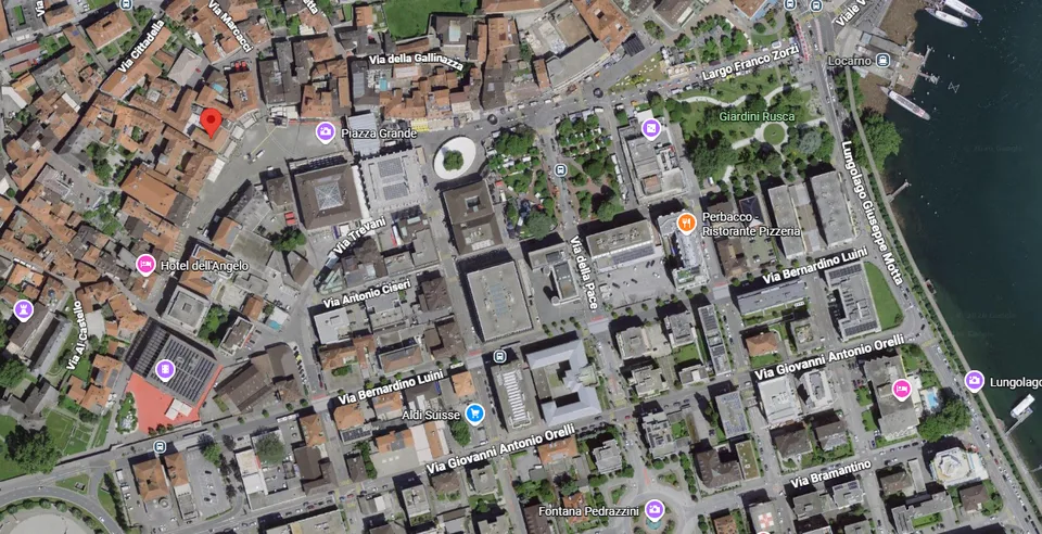 Zu vermieten in Locarno (Piazza Grande) - Geschäft auf zwei Ebenen mit Schaufenster