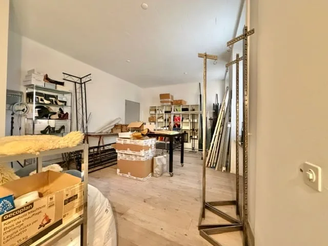 Zu vermieten in Locarno (Piazza Grande) - Geschäft auf zwei Ebenen mit Schaufenster