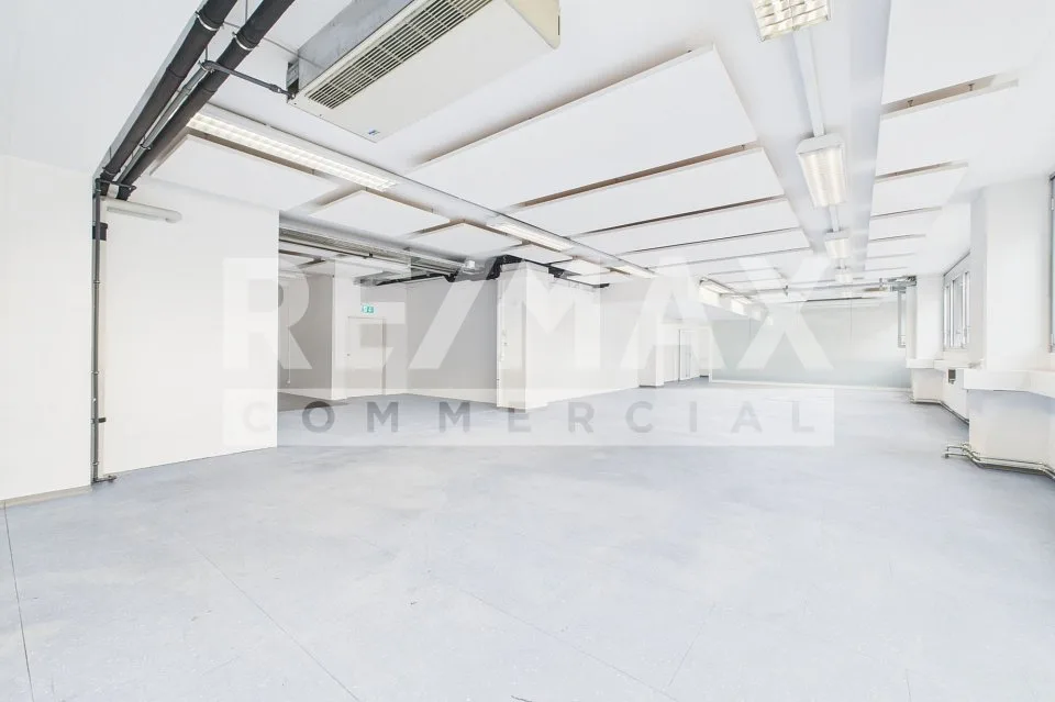 Attraktive Gewerbefläche mit vielen Nutzungsmöglichkeiten! Büro, Lager, Produktion etc.!