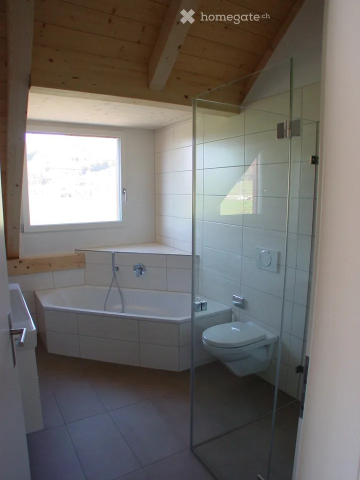 Appartement en duplex de 4,5 pièces ensoleillé – vie rurale, très bien desservi entre Berne et Thoune