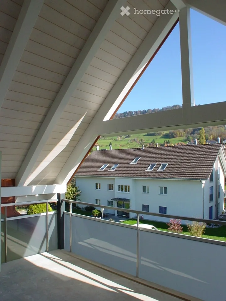 Appartement en duplex de 4,5 pièces ensoleillé – vie rurale, très bien desservi entre Berne et Thoune