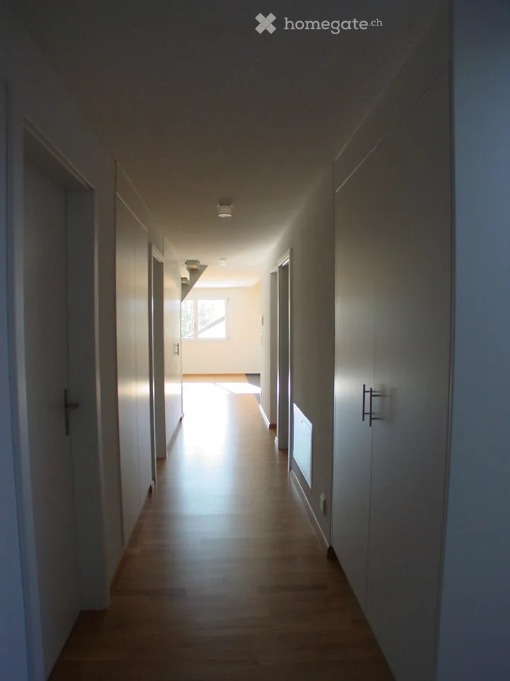 Appartement en duplex de 4,5 pièces ensoleillé – vie rurale, très bien desservi entre Berne et Thoune
