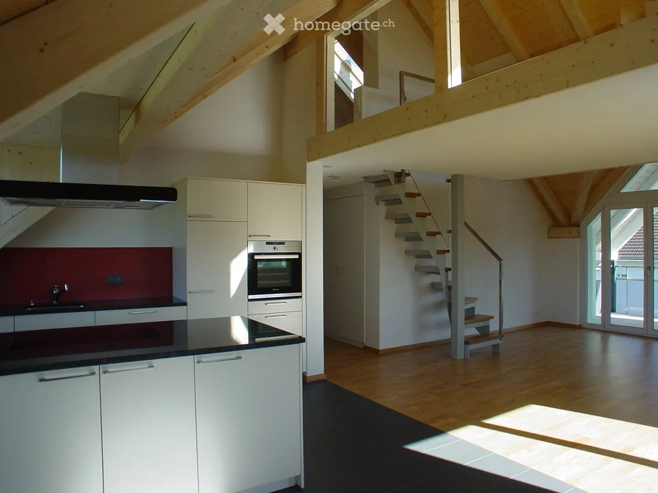 Appartement en duplex de 4,5 pièces ensoleillé – vie rurale, très bien desservi entre Berne et Thoune