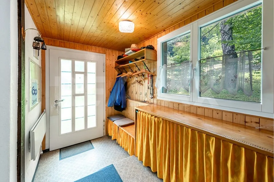 Cozy Vacation Home in a Quiet Location in Elm