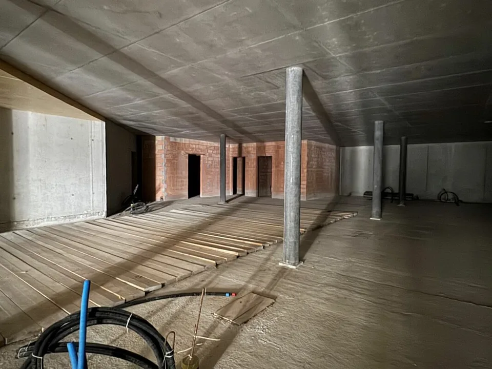 Gewerbefläche mit aussergewöhnlichem Ausbaupotenzial in Kandersteg