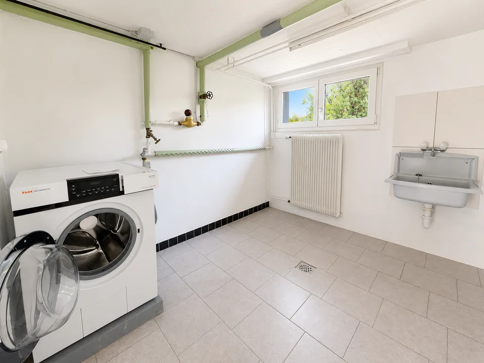 Charmant 4.5-pièces maison mitoyenne à Wil SG – Disponible immédiatement !