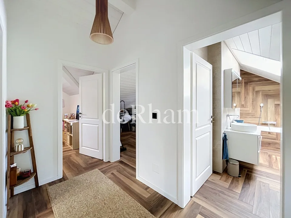 Triplex der Extraklasse in einem grünen Umfeld in Mont-sur-Lausanne!