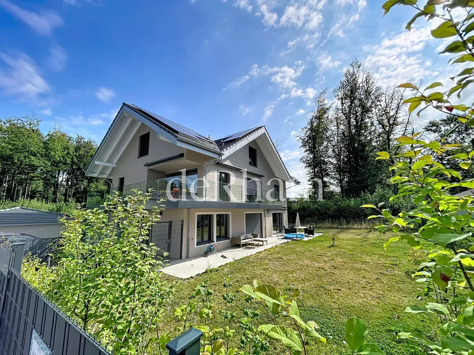 Triplex der Extraklasse in einem grünen Umfeld in Mont-sur-Lausanne!