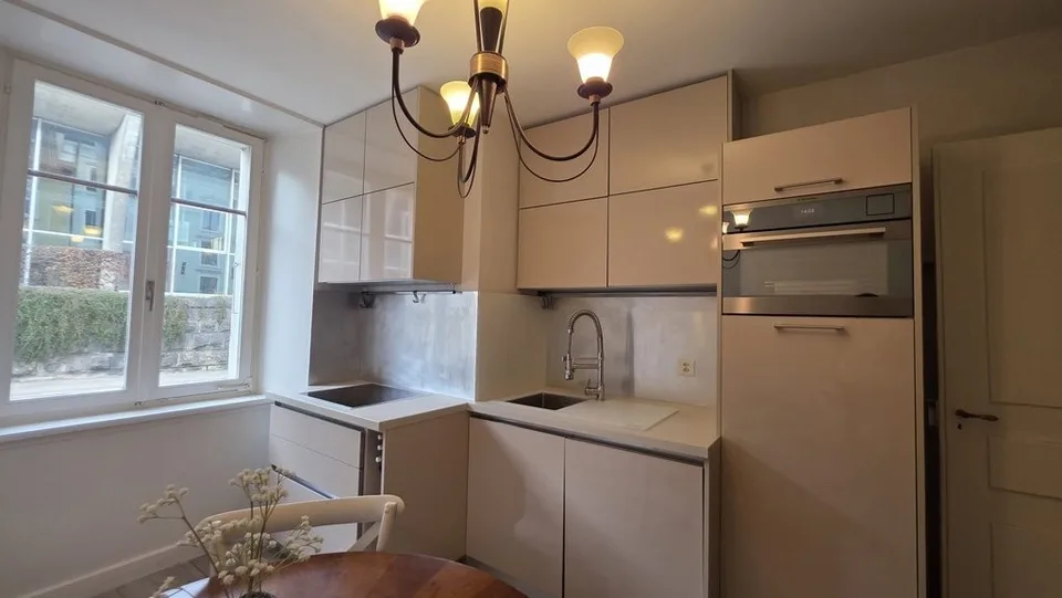 APPARTEMENT MEUBLÉ TOUT CONFORT