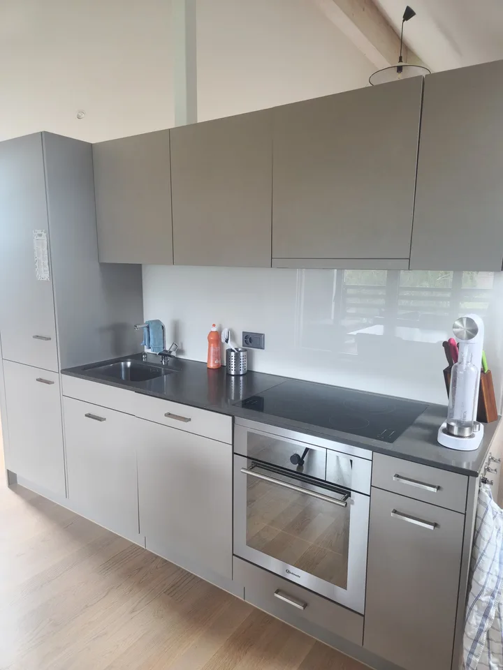 1½ ZI-WOHNUNG IN SEUZACH (ZH), MÖBLIERT, TEMPORÄR