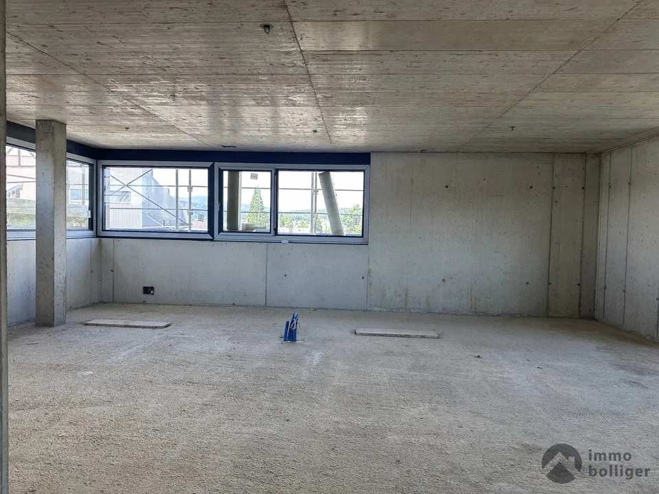 Première location : locaux de pratique et de bureau dans un emplacement central à Oftringen