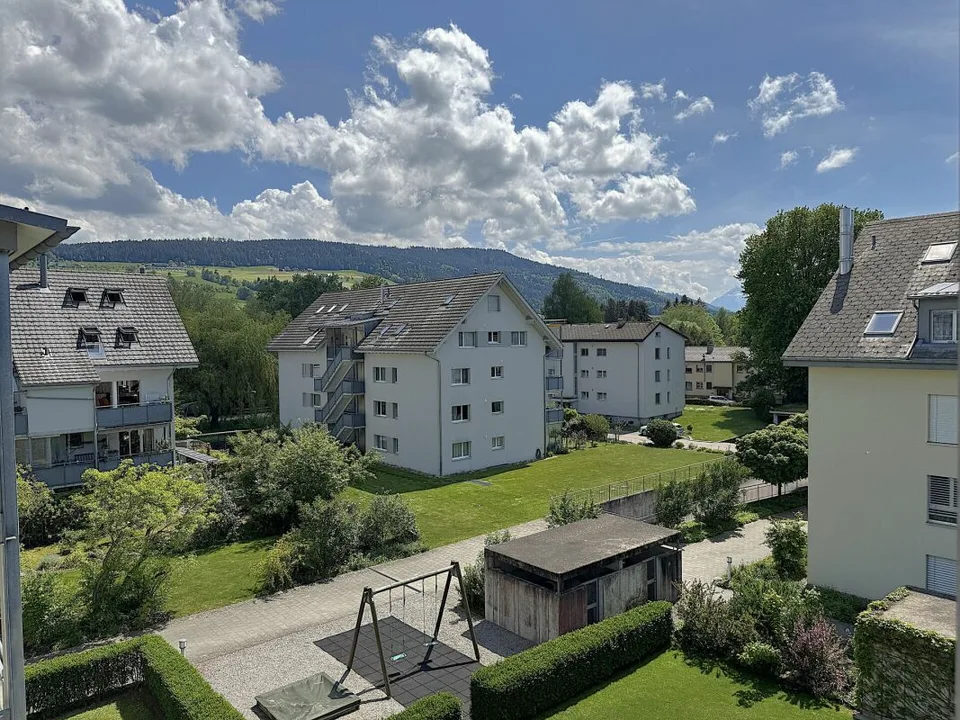 Appartement en duplex attractif et centralement situé avec galerie